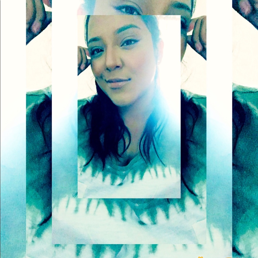 Meet your Posher, Carmen